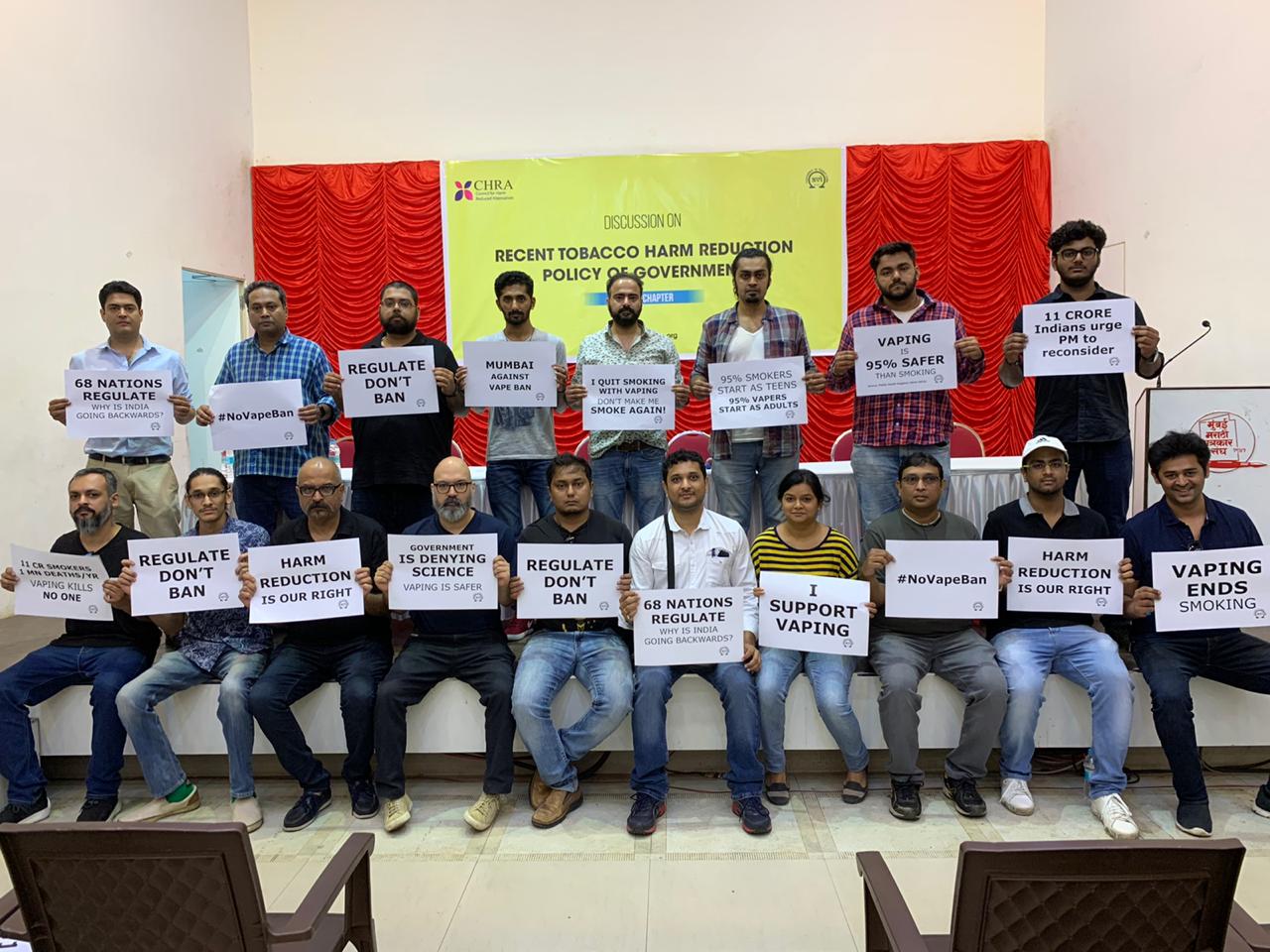 Vapers protesting the e-cigarette ban in Mumbai, 28 September 2019